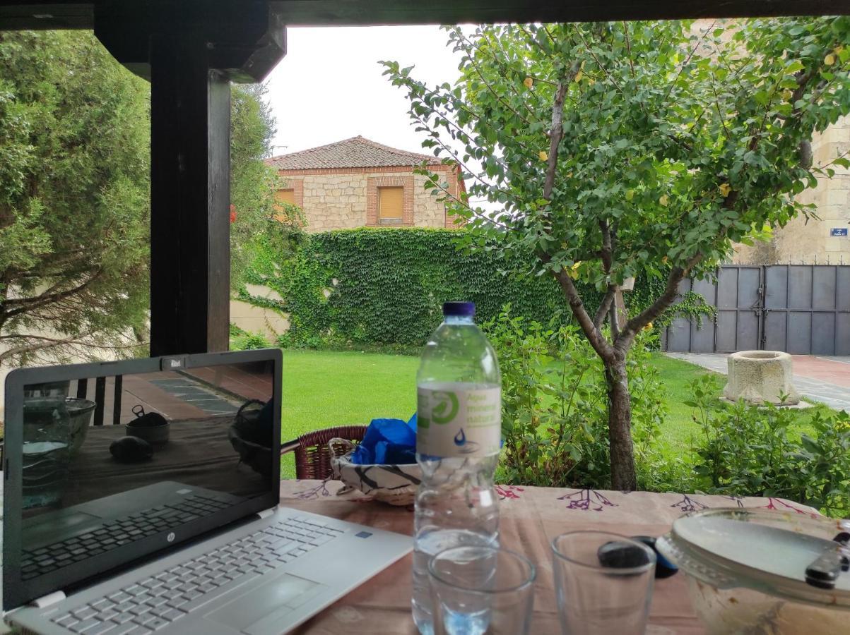 Casa Rural La Cija Del Abuelo A 1 Hora De Madrid Segovia Dış mekan fotoğraf